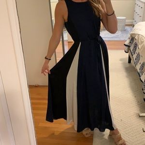 Banana Republic Navy, Black, and White Formal Dress Size 8petite